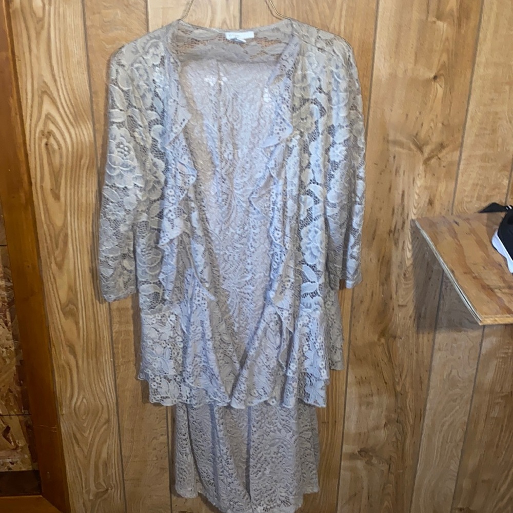 Cato Size Large